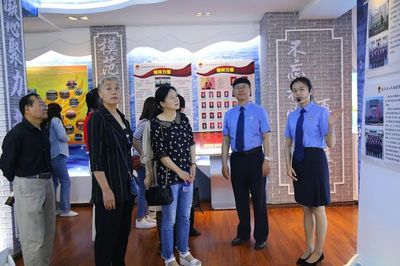 大理 邀“廉內(nèi)助”進(jìn)檢察院共話家風(fēng)，共筑檢察清廉防線